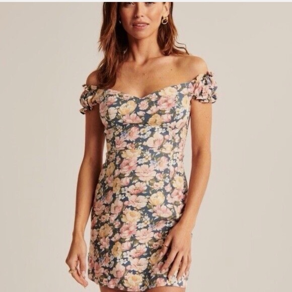 Floral Mini Dress - Picture 1 of 3